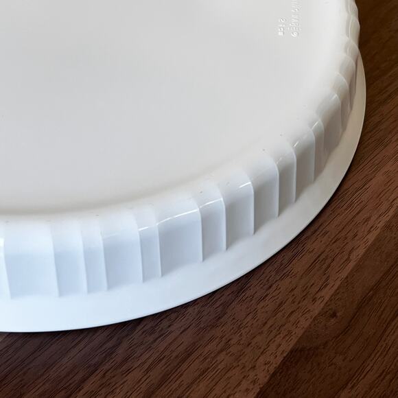 CorningWare Vintage 10" Round French White Quiche Pie Baking Dish, Model F3B - Picture 5 of 8